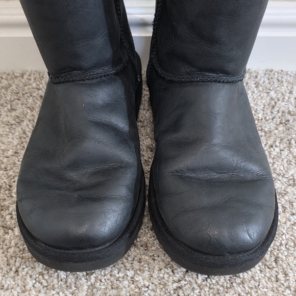 UGG Black Winter Boots - Picture 9 of 10